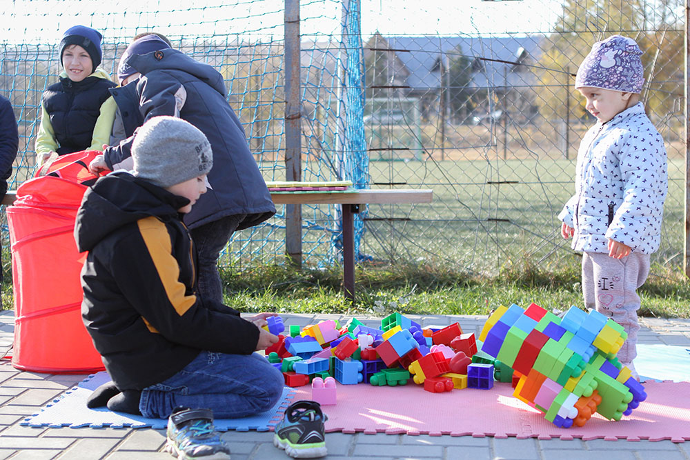 Autoimme lapsia kriiseissä ja katastrofeissa