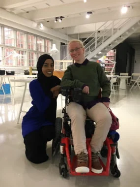 Maahanmuuttajatyössämme mukana oleva Khadra Sugulle ja hr-asiantuntija Saila Luumi vinkkasivat työnantajille, mitä erityisryhmien rekryssä kannattaa muistaa.