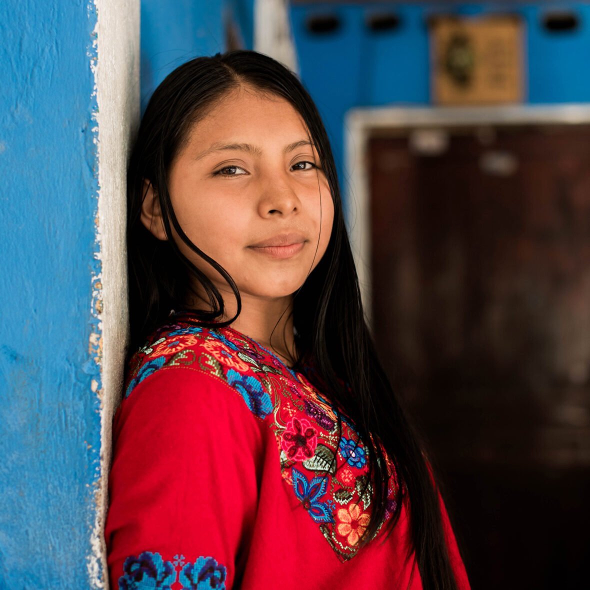 Guatemalalainen Nesly puolustaa tyttöjen oikeuksia.