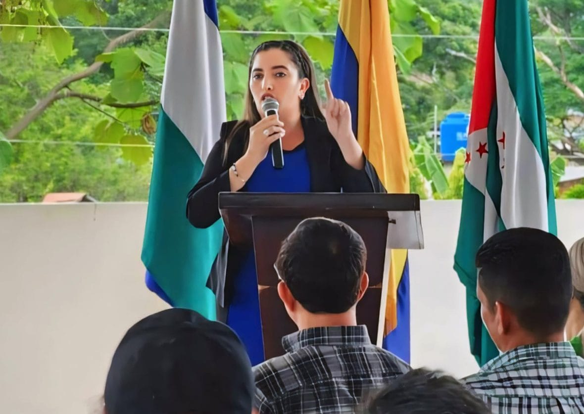 Ecuadorilainen Lourdes Guerrero on entinen Plan-kummilapsi ja nykyinen naispormestari.
