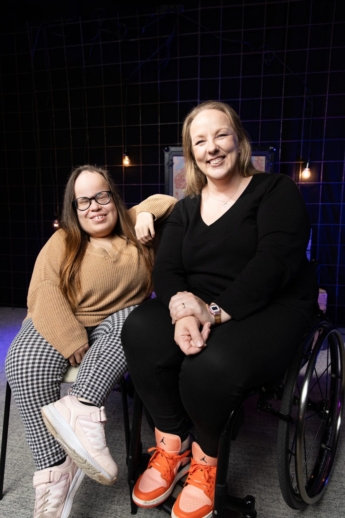 Vammaiset tytöt, vuoden 2025 Planin tyttöpalkinnon voittaja.